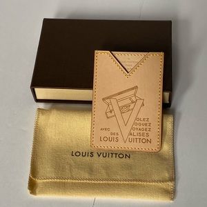 Louis Vuitton card/ ID holder